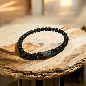 Magnetic hematite men’s bracelet 10 inches long magnet closure NWOT